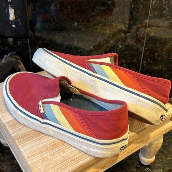 Vans Rad Rainbow Slip-On SF Unisex Sneaker - Picture 2 of 6